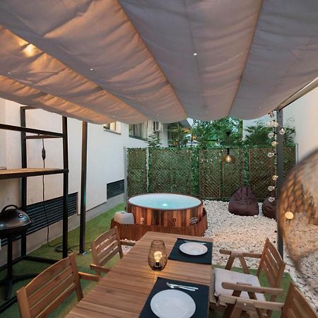 Ferienwohnung Downtown Hidden Garden With Jacuzzi In Bukarest Exterior foto